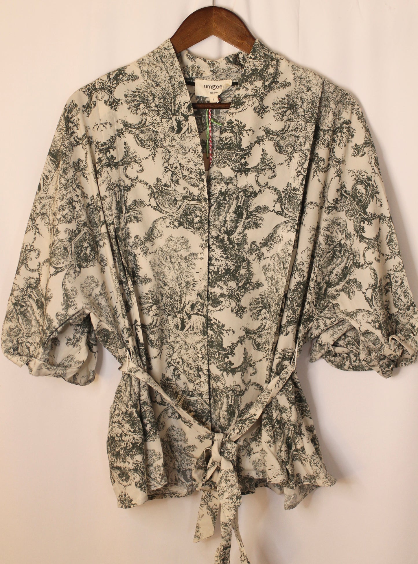 Green Floral Tie Top By Umgee