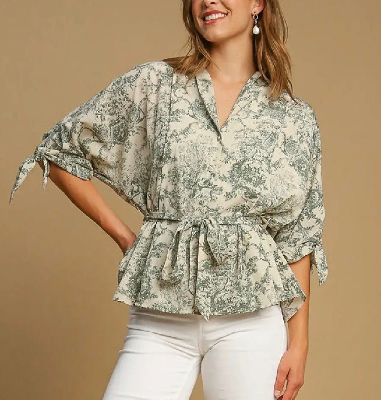 Green Floral Tie Top By Umgee