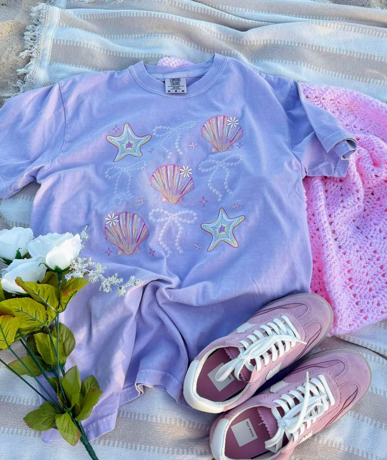 Shell & Bow Tee